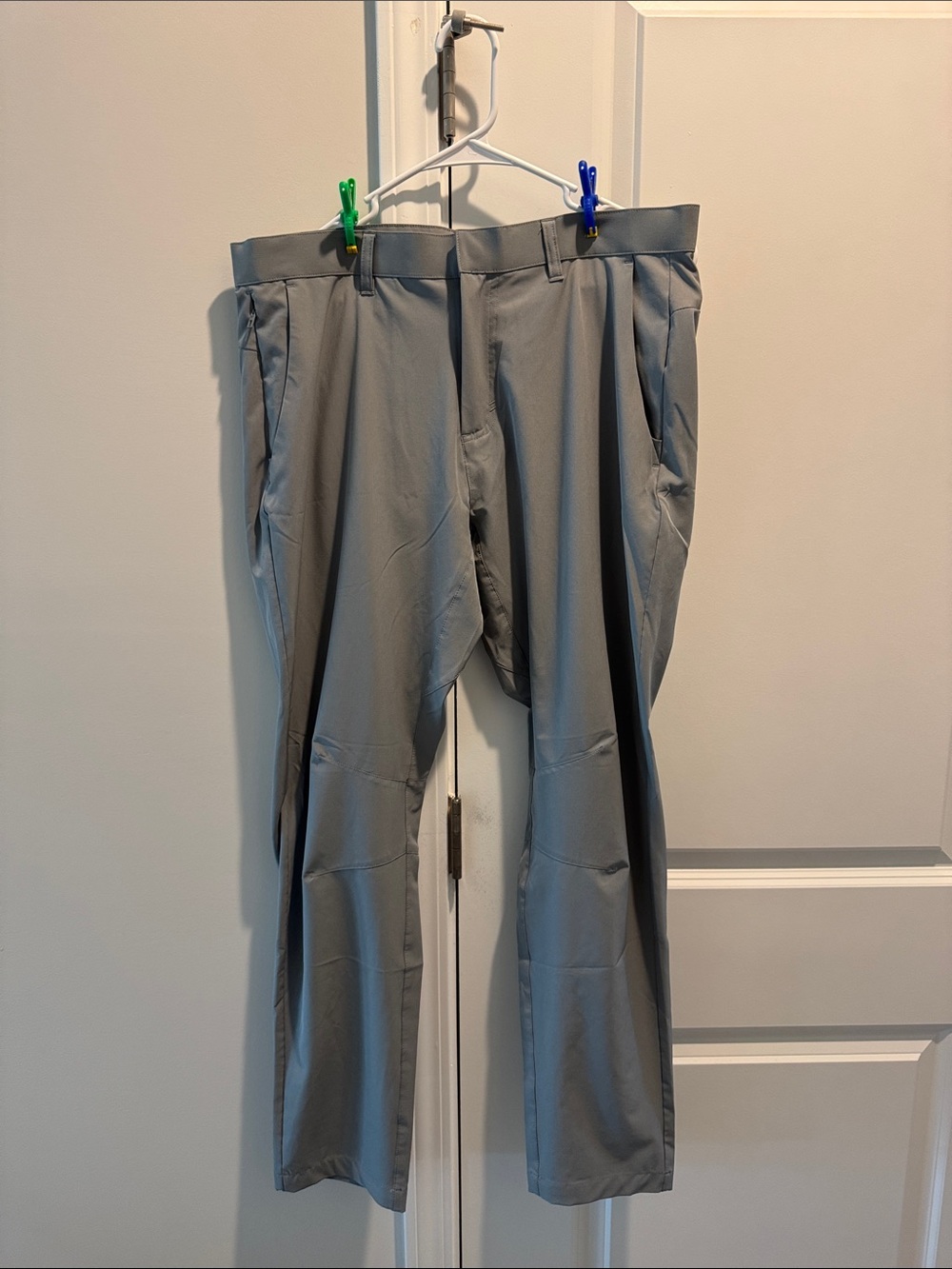 Fabletics Men's Light Gray Dress Pants - Modern Straight Fit
